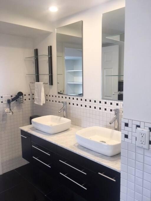 Luxury Three Story Apartment In Short North Columbus Bagian luar foto